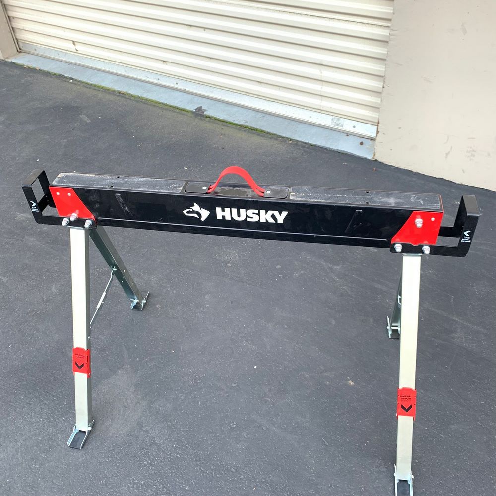 28.7 in *41.1 in steel saw horse and jobsite table 28.7 in *41.1 in steel saw horse and jobsite table